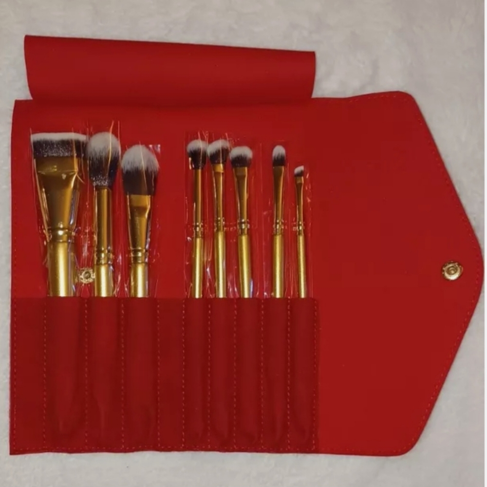 Red Makeup Brush Set with Case